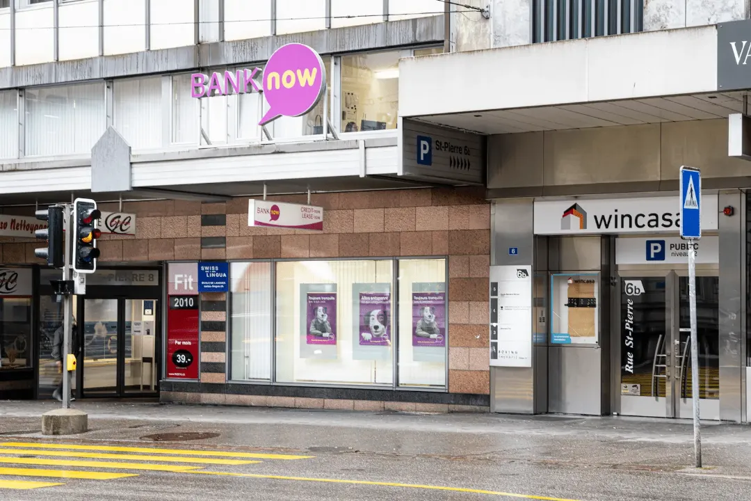 BANK-now Filiale Fribourg – Aussenansicht der Filiale