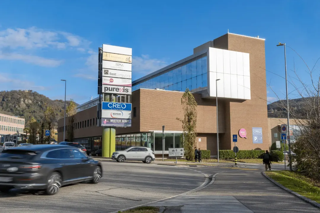 BANK-now Filiale Manno – Eingang zur Beratungsstelle